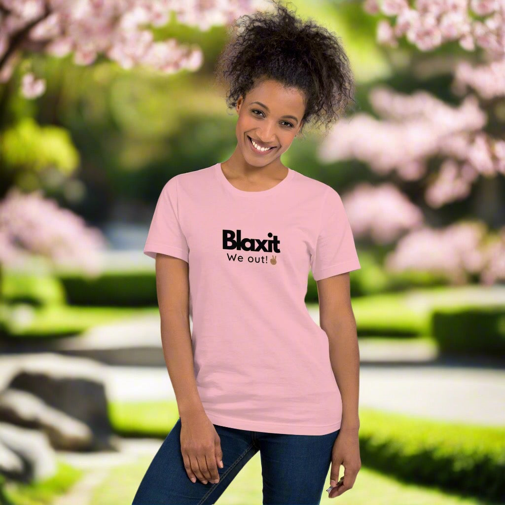 woman wearing pink t-shirt